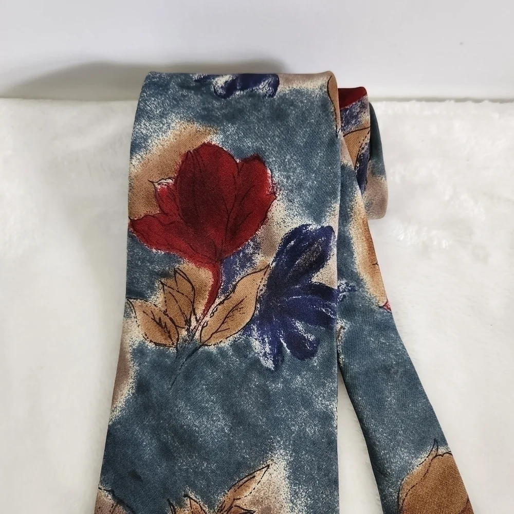 417 By Van Heusen Silk Floral Flower Blue Tan Burgundy Necktie Tie